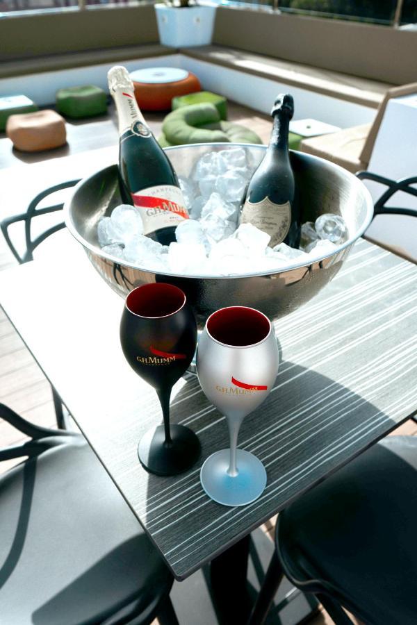 Daos & Terrace 3*