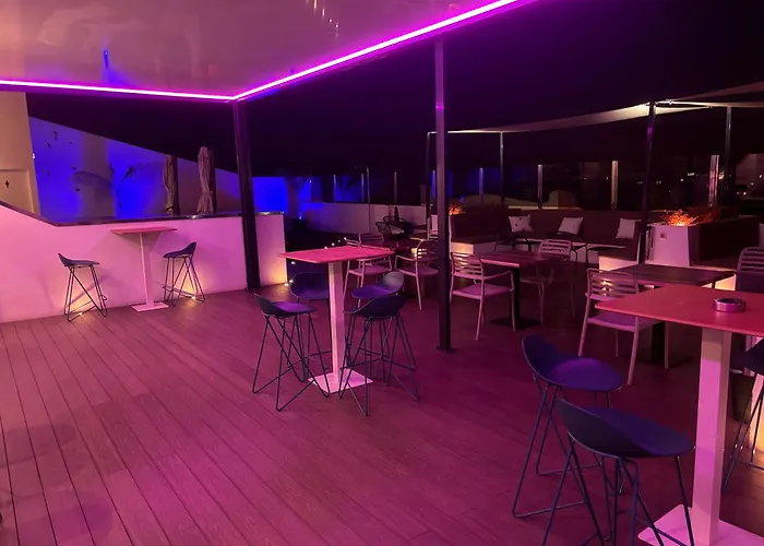 Daos Suites & Terrace Marbella